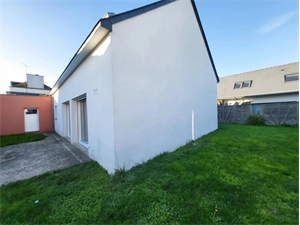 maison à la location -   35220  CHATEAUBOURG, surface 130 m2 location maison - UBI454342283